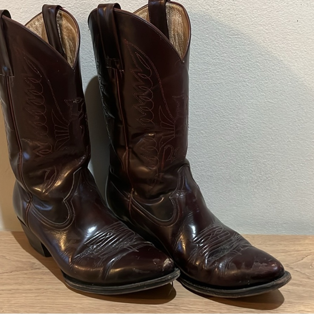 Men's Classic Western Pull-On Boots in Oxblood Leather